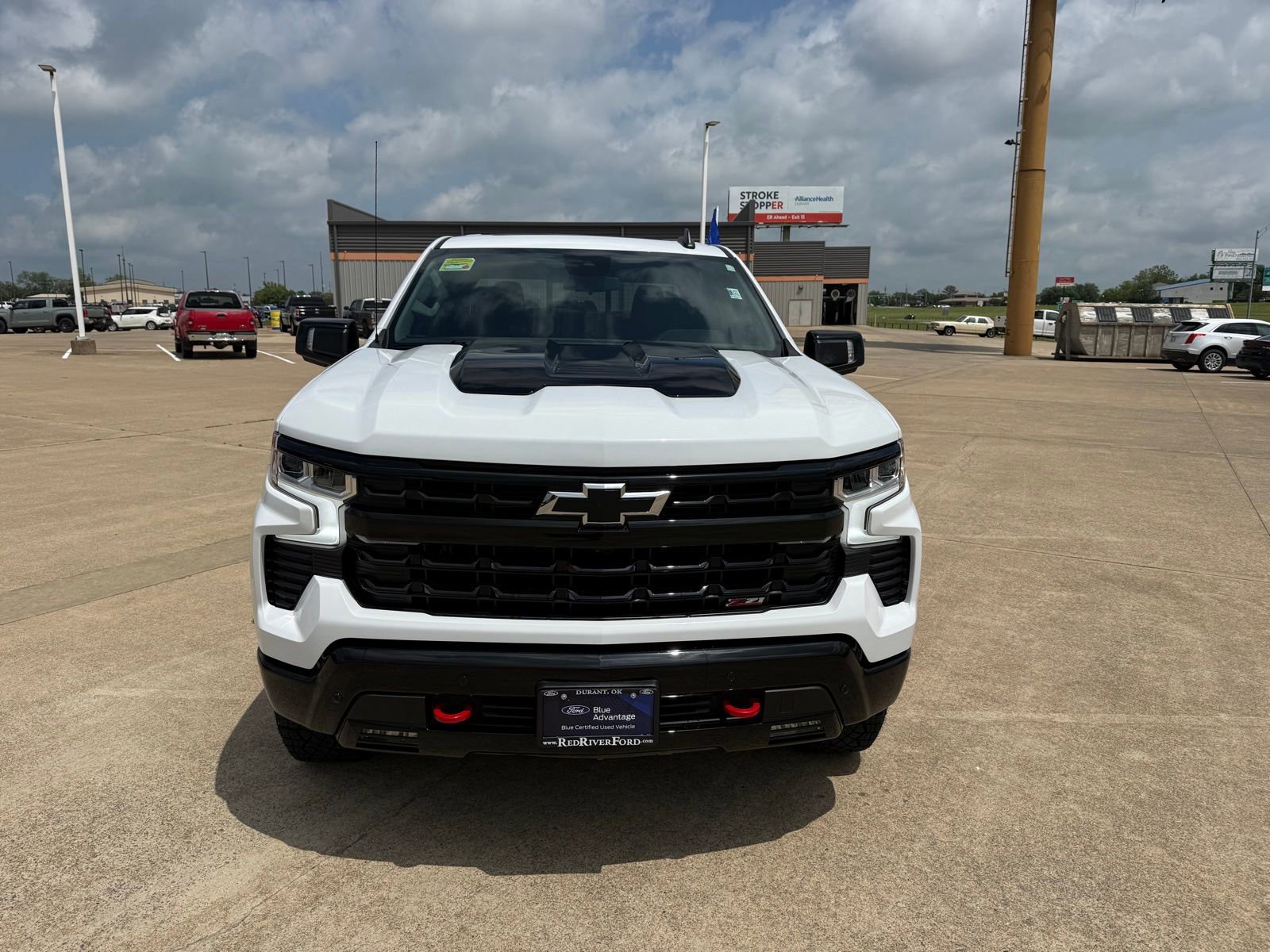 Used 2024 Chevrolet Silverado 1500 LT Trail Boss w/ LT Trail Boss Premium Package image 8