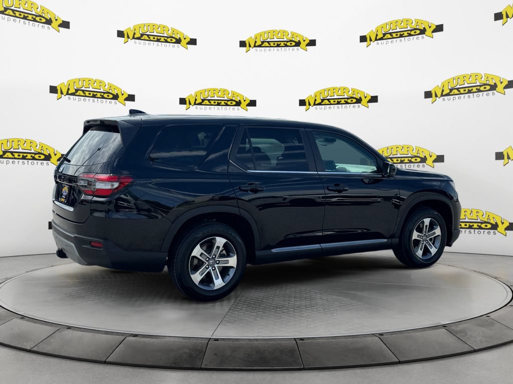 Used 2023 Honda Pilot EX-L image 5