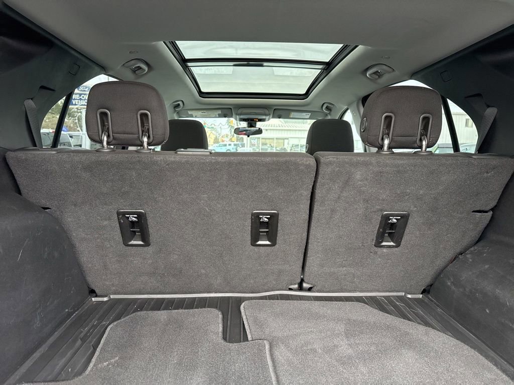 Used 2019 Chevrolet Equinox LT w/ Sun & Navigation Package image 10