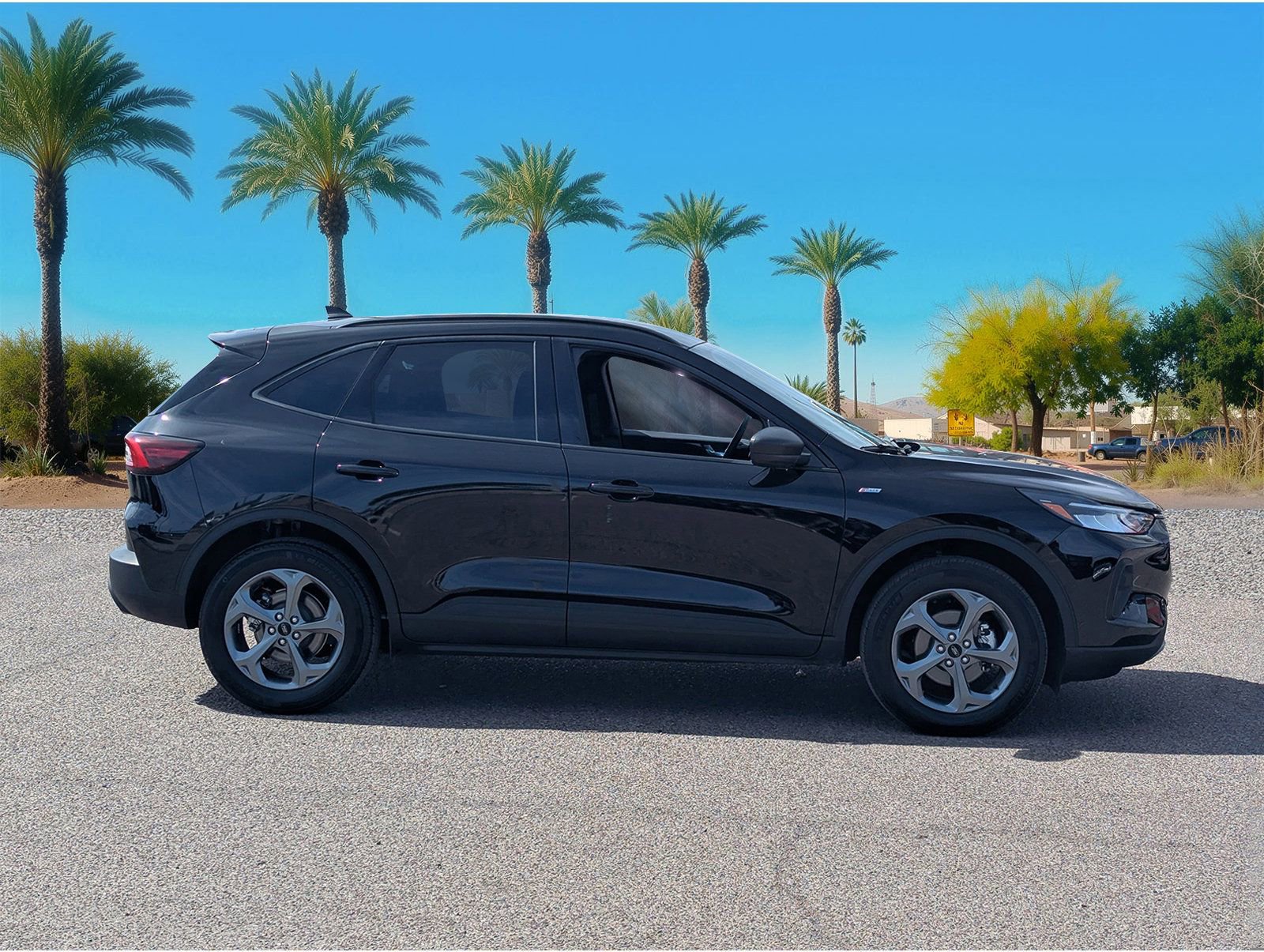 Certified 2025 Ford Escape ST-Line image 7