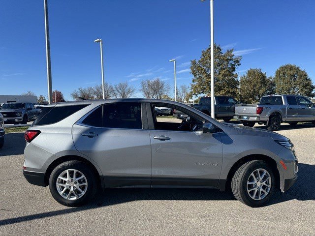 Used 2023 Chevrolet Equinox LT w/ Driver Convenience Package image 6