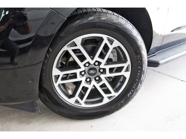 Certified 2025 Ford Expedition Active AWD/4WD image 29
