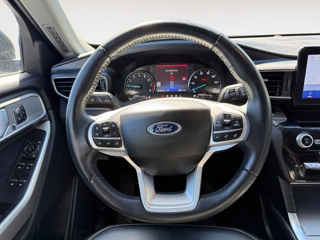 Certified 2023 Ford Explorer Limited w/ Equipment Group 301A AWD/4WD image 17