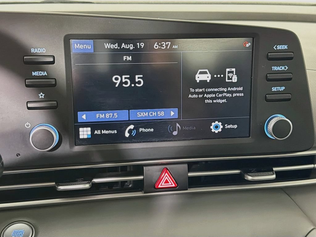 Used 2023 Hyundai Elantra SEL FWD image 15