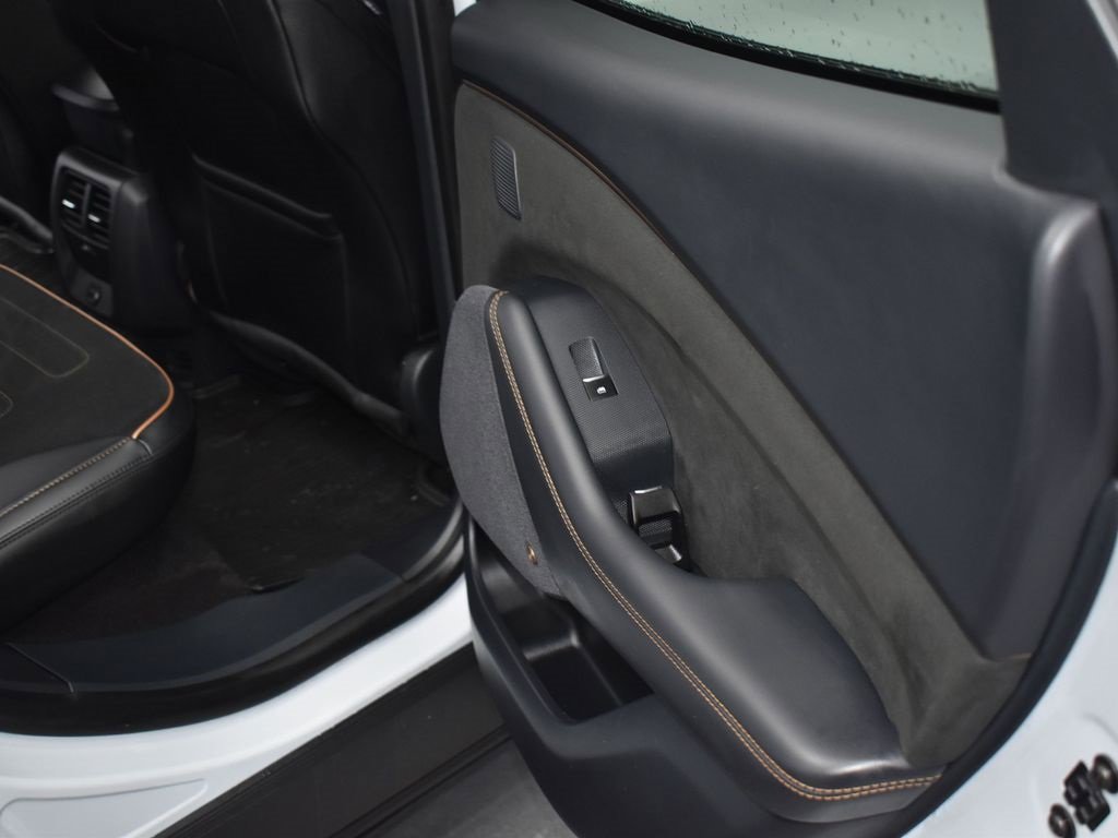 Certified 2022 Ford Mustang Mach-E GT image 11