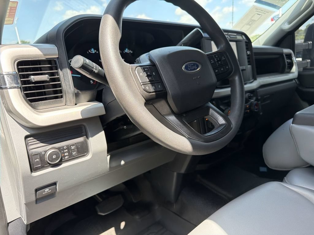 Certified 2023 Ford F450 XL w/ XL Chrome Package AWD/4WD image 12