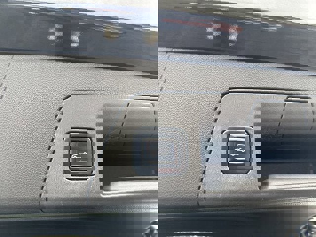 Used 2022 Buick Envision Essence w/ Technology Package I image 20