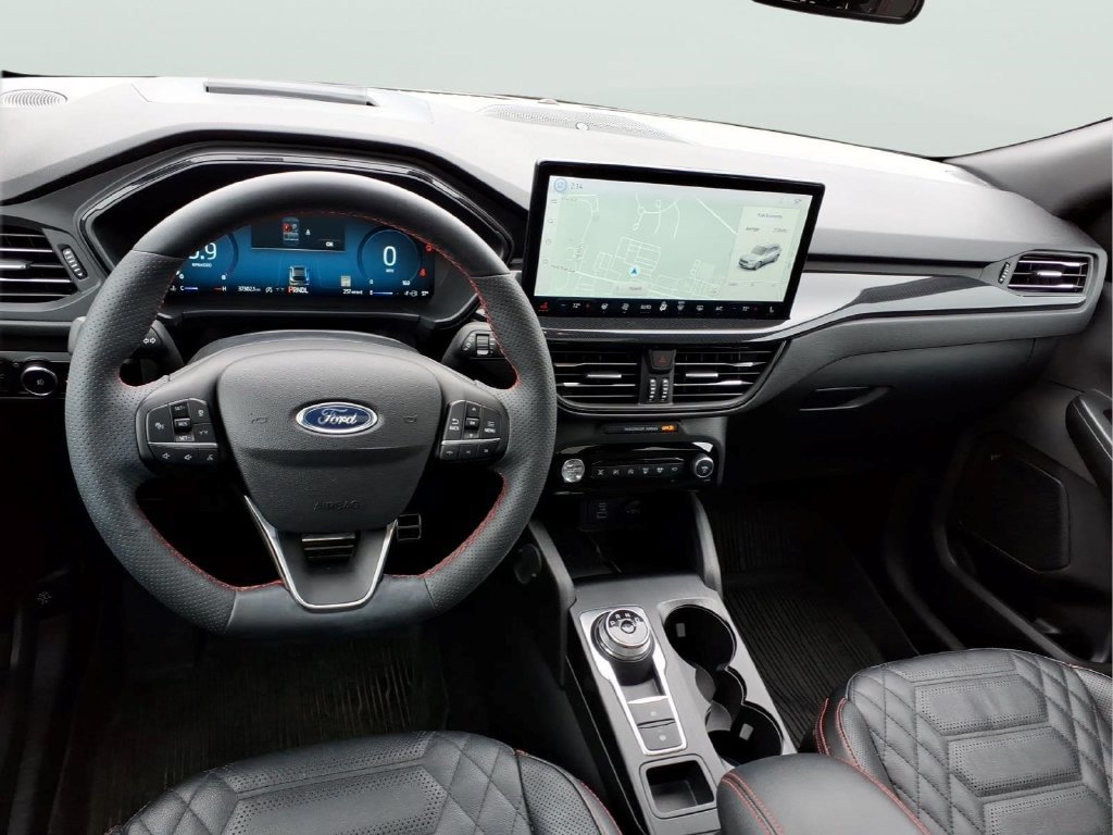 Certified 2023 Ford Escape ST-Line Elite w/ Premium Technology Package AWD/4WD image 10