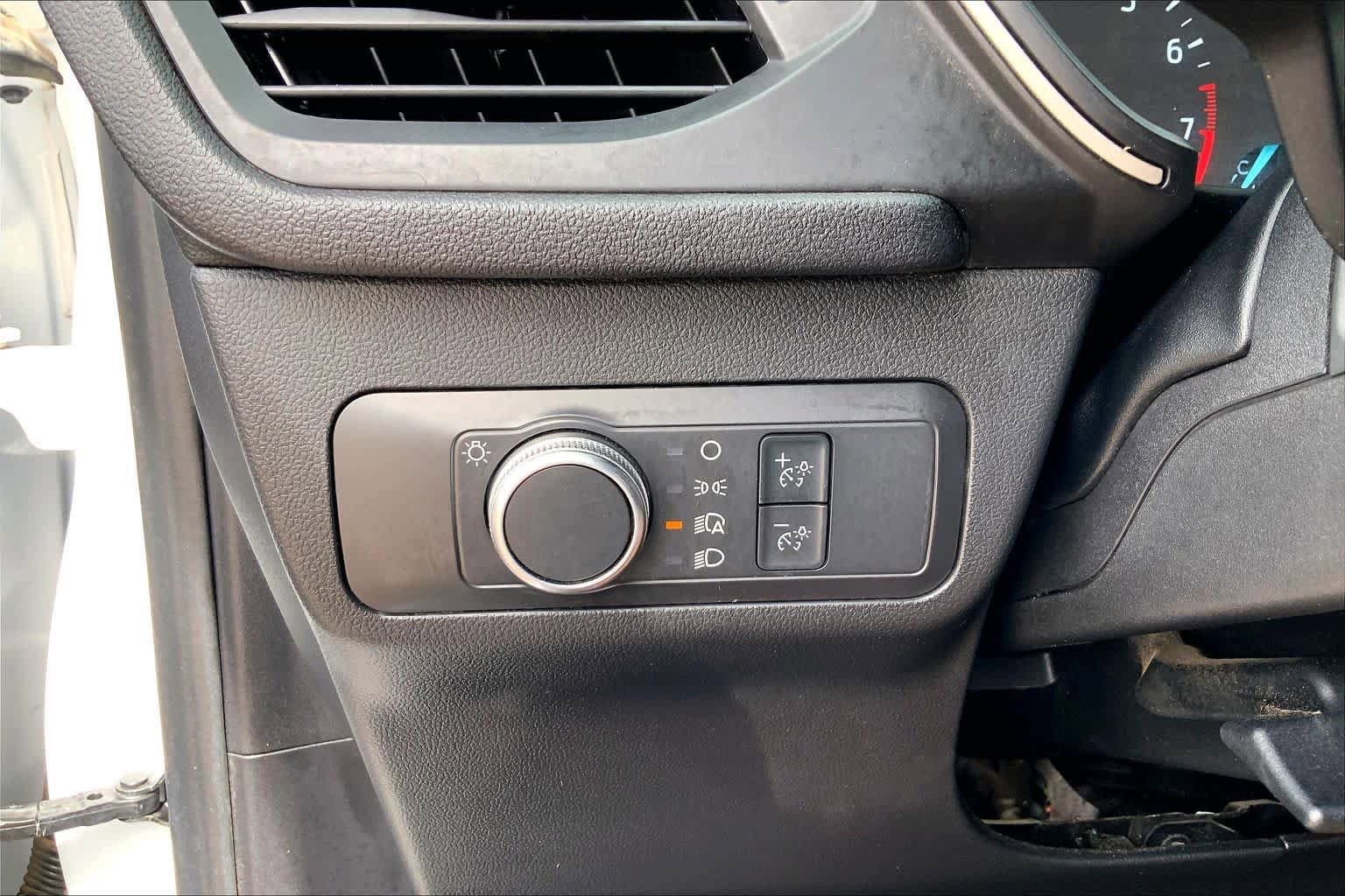 Certified 2021 Ford Escape SE FWD image 36