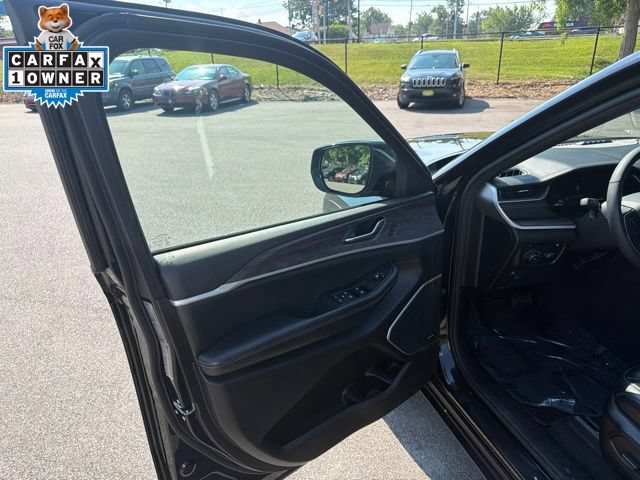 Used 2024 Jeep Grand Cherokee Limited 4xe AWD/4WD image 12