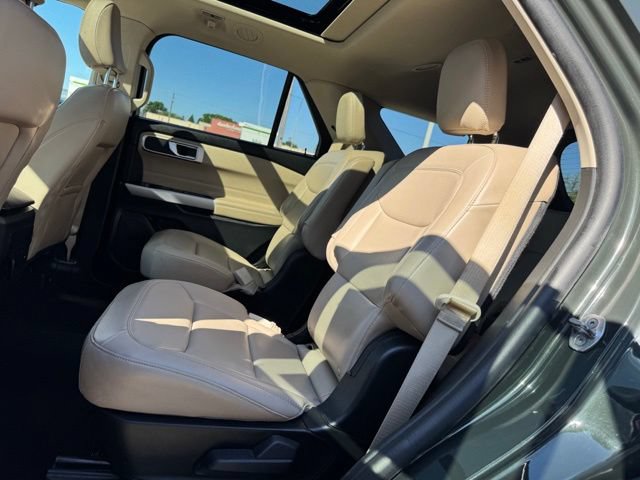 Certified 2023 Ford Explorer XLT w/ Equipment Group 202A AWD/4WD image 9