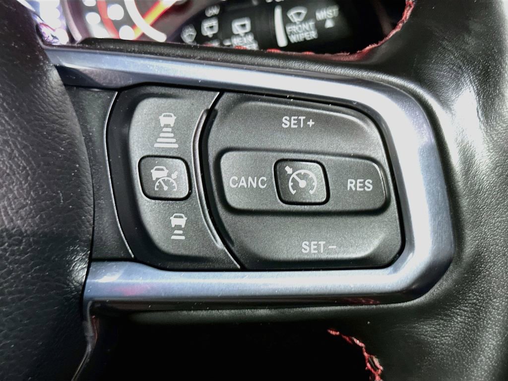 Used 2022 Jeep Wrangler Unlimited Rubicon w/ Cold Weather Group AWD/4WD image 34