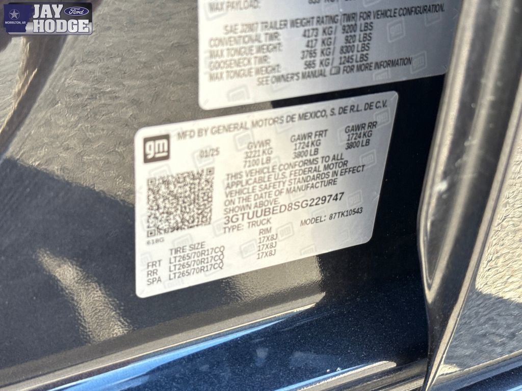 Used 2025 GMC Sierra 1500 SLE AWD/4WD image 33