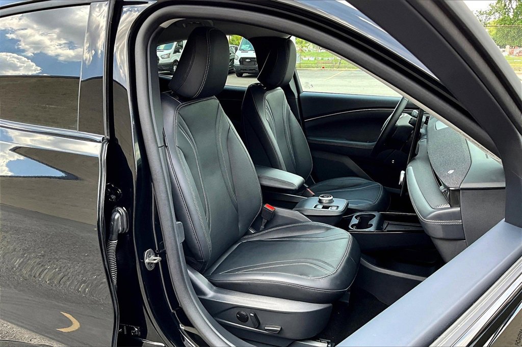 Certified 2024 Ford Mustang Mach-E Premium image 7