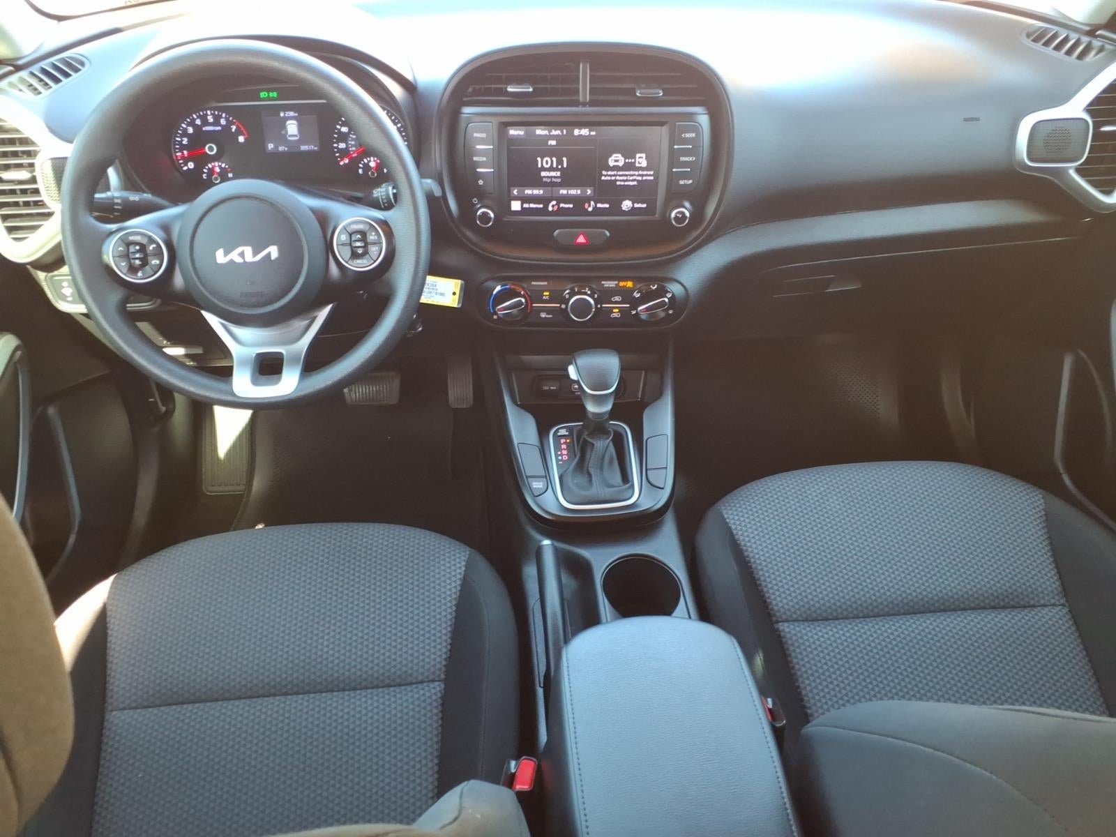 Used 2022 Kia Soul LX w/ Technology Package FWD image 18