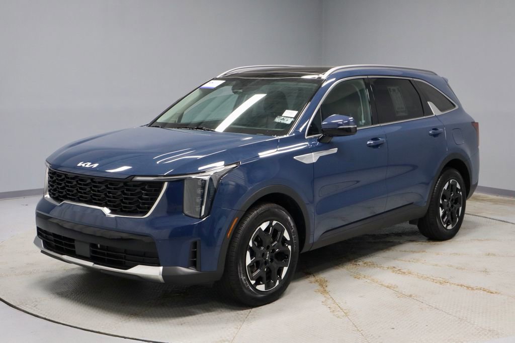 Used 2025 Kia Sorento S w/ Panoramic Sunroof Package FWD image 8