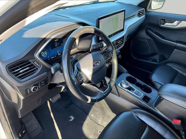 Certified 2024 Ford Escape Platinum AWD/4WD image 18
