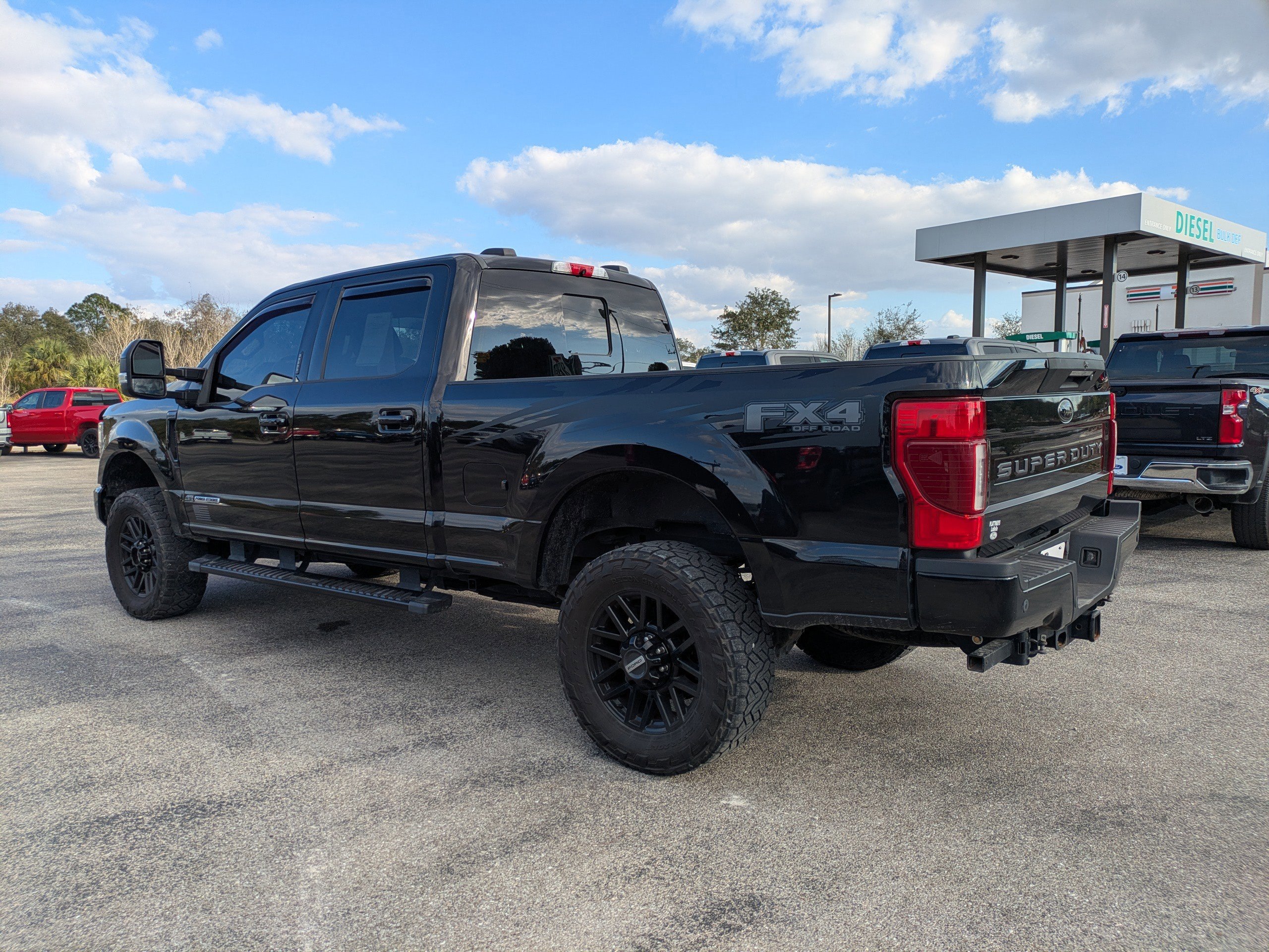 Certified 2021 Ford F250 Lariat image 3