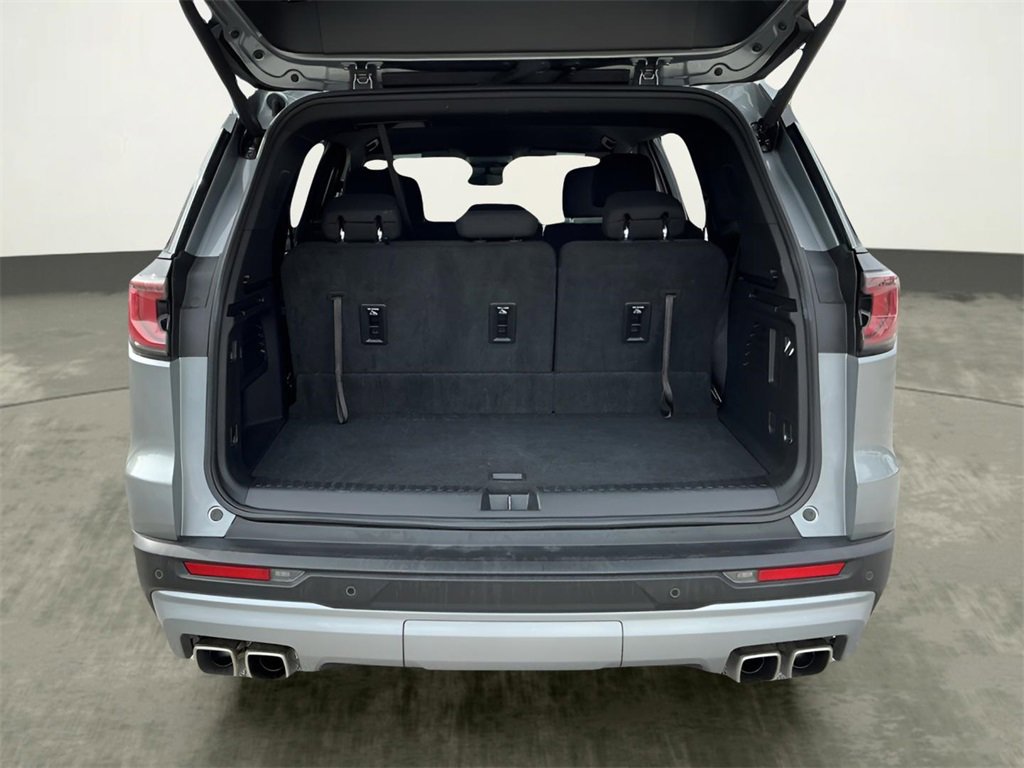 Used 2025 GMC Acadia Elevation image 40