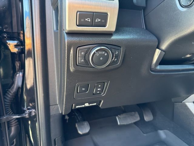 Certified 2021 Ford F350 Platinum image 17