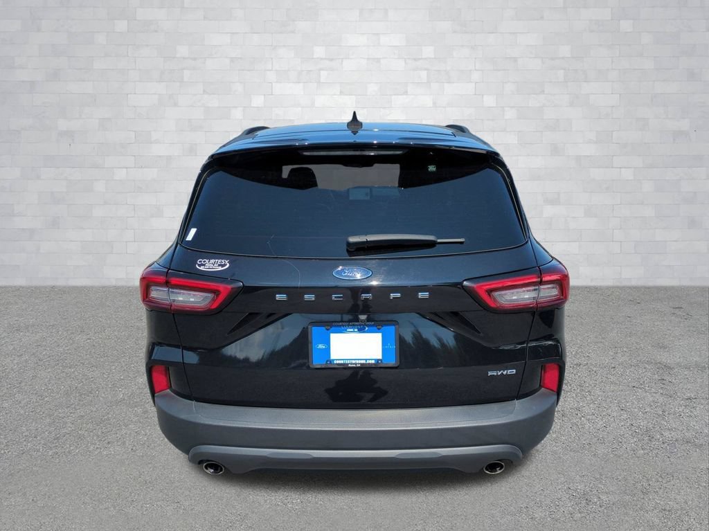Certified 2025 Ford Escape ST-Line Select AWD/4WD image 6