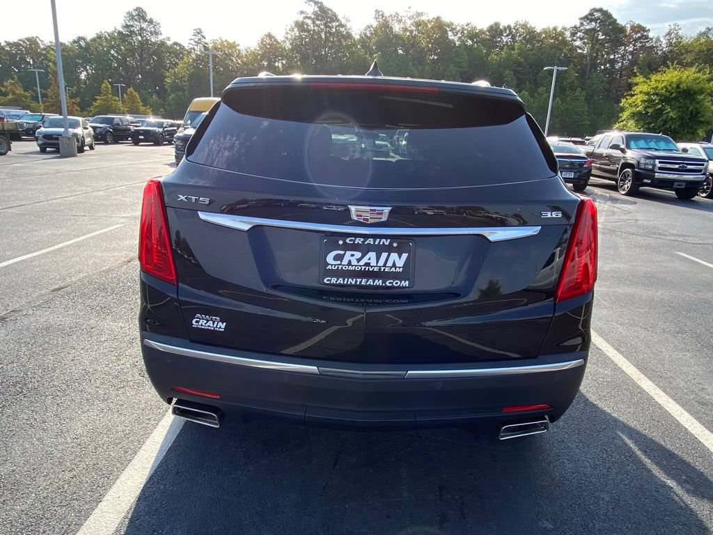 Used 2018 Cadillac XT5 AWD image 6