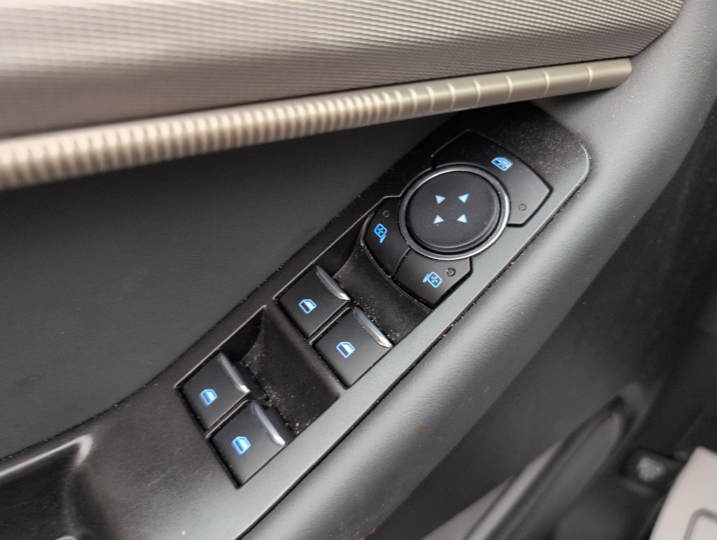 Certified 2026 Ford Explorer Active RWD image 23
