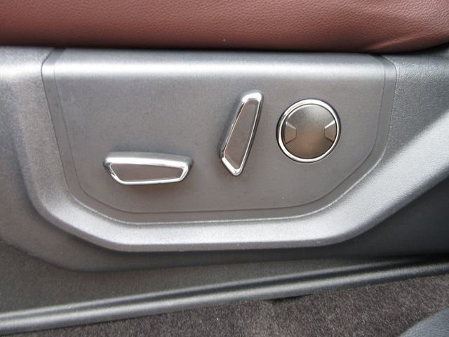 Certified 2022 Ford Expedition Limited image 13