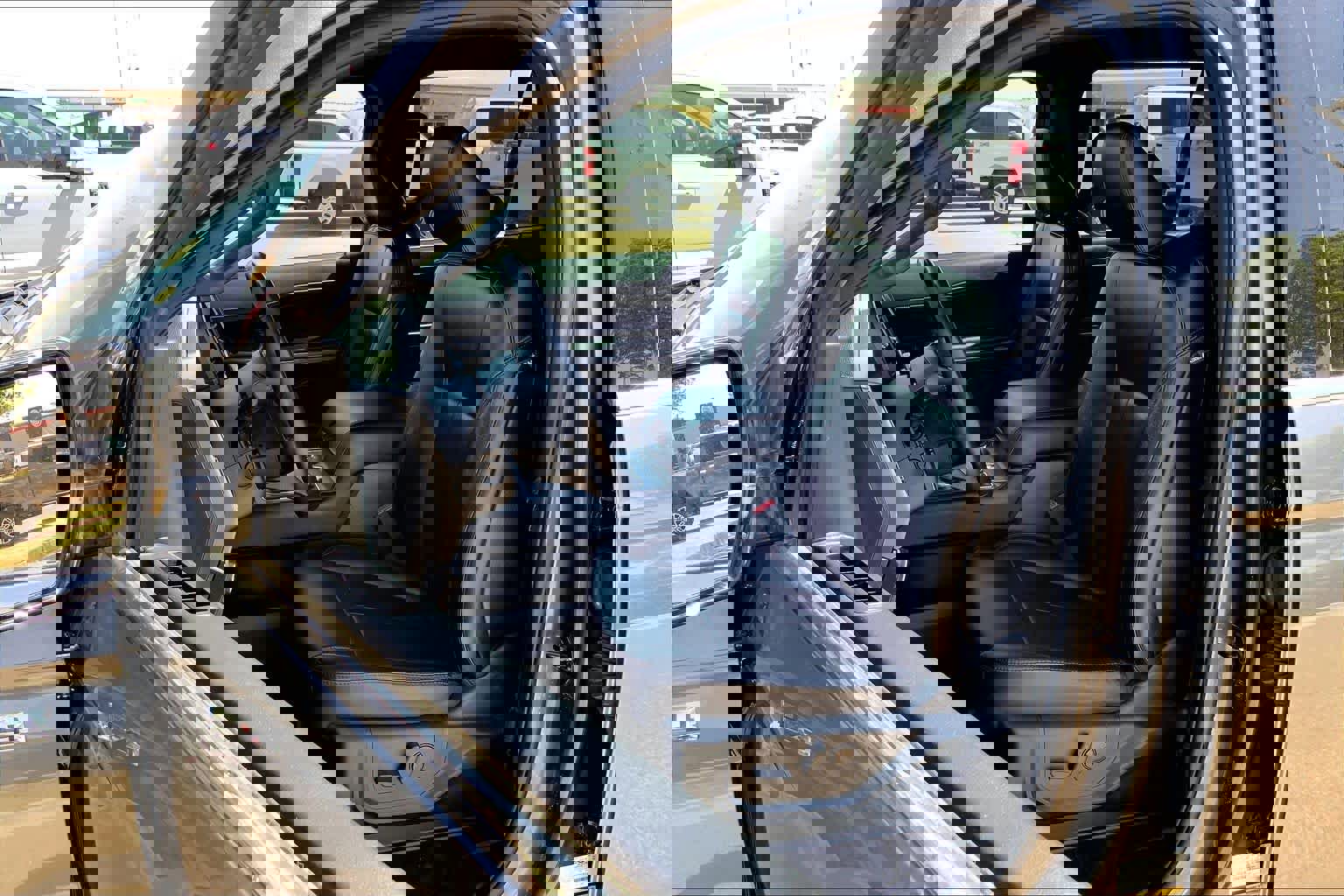 Certified 2021 Ford Expedition Max XLT image 8