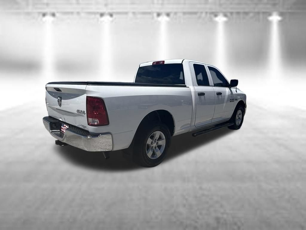 Used 2018 RAM 1500 ST w/ SXT Appearance Group AWD/4WD image 4