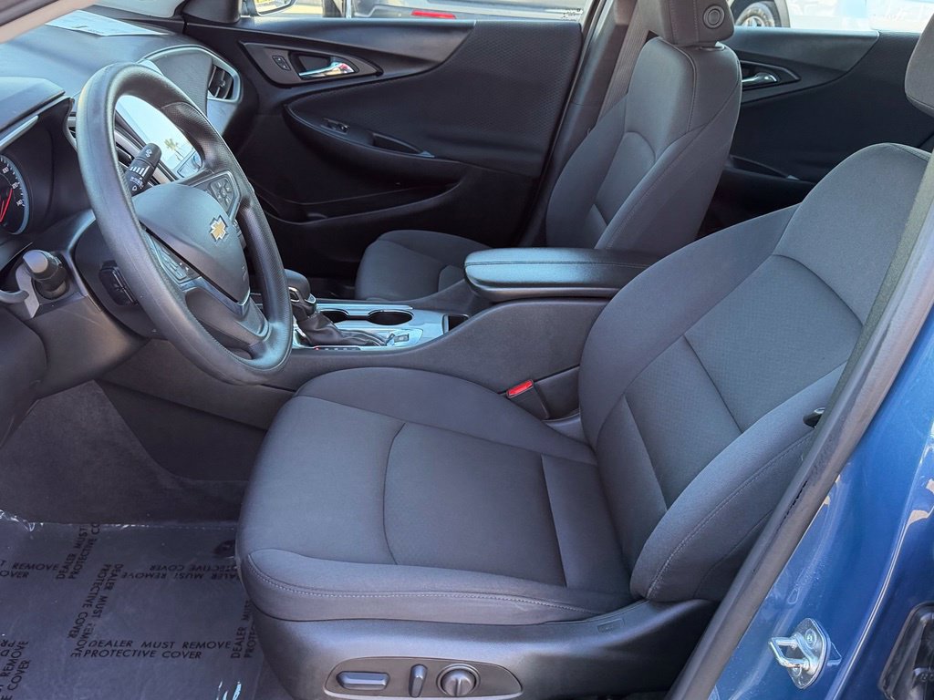 Used 2024 Chevrolet Malibu LT FWD image 15
