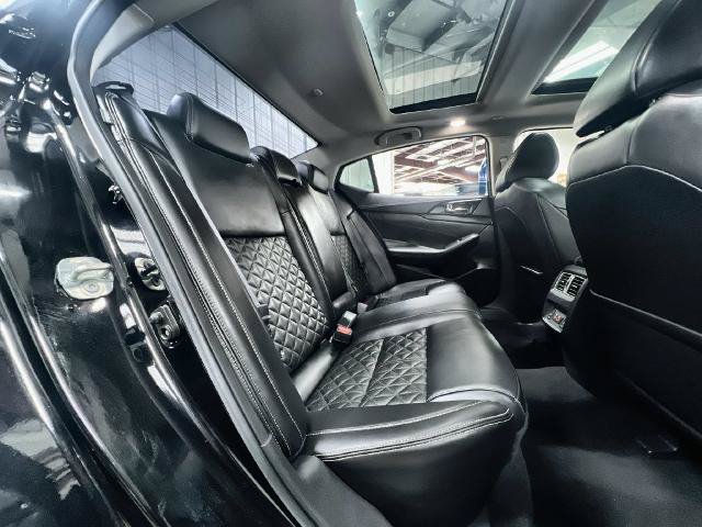Used 2022 Nissan Maxima Platinum w/ Sport Mat Group FWD image 24