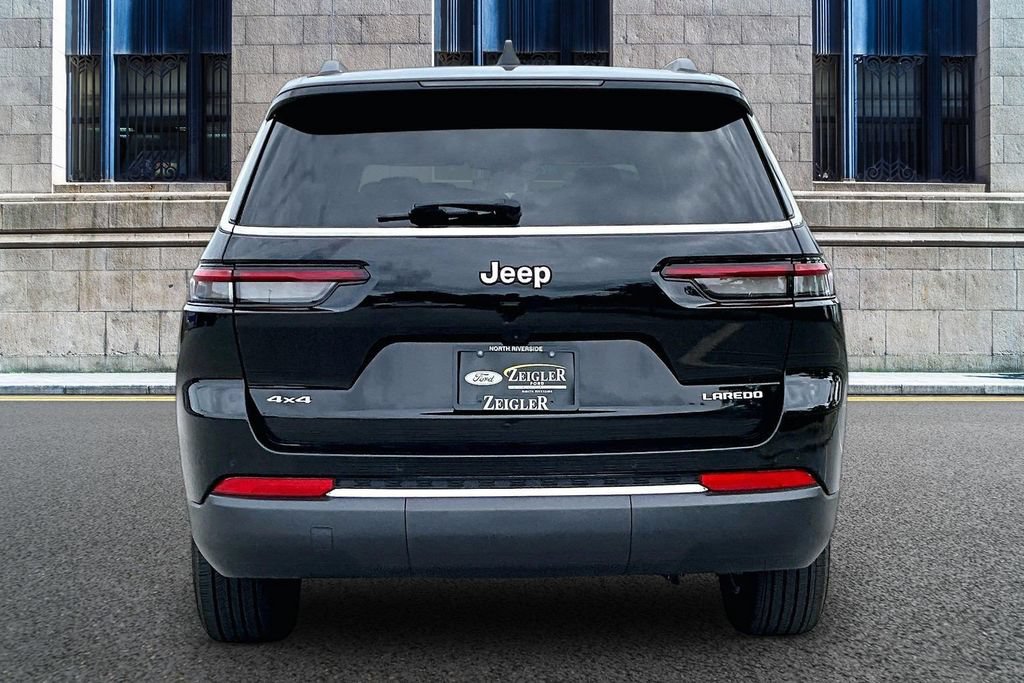 Used 2025 Jeep Grand Cherokee L Laredo AWD/4WD image 4