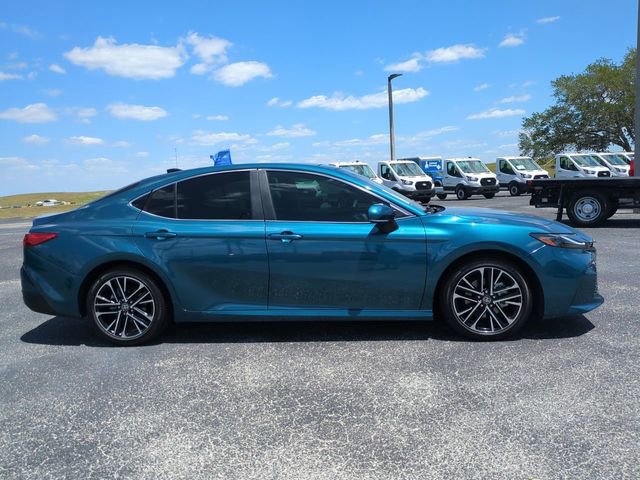 Used 2025 Toyota Camry XLE w/ Premium Plus Package FWD image 4