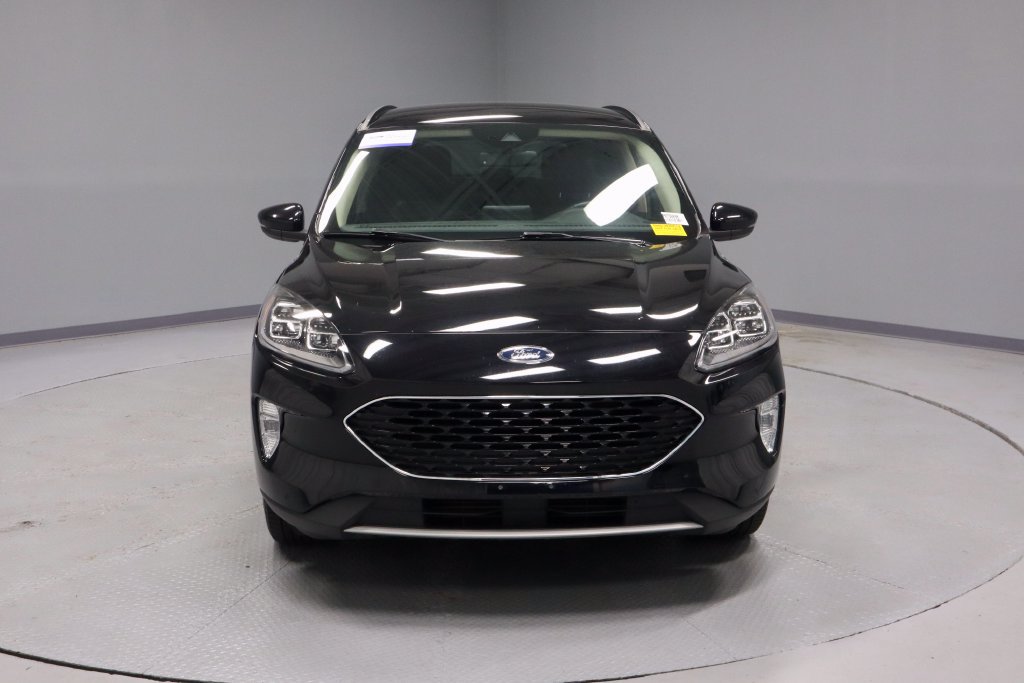 Certified 2020 Ford Escape Titanium AWD/4WD image 6