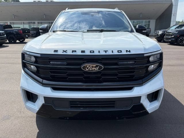 Certified 2025 Ford Expedition Max Platinum w/ Stealth Appearance Package AWD/4WD image 8