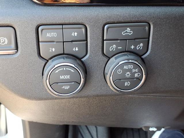 Used 2026 Chevrolet Silverado 1500 RST w/ All Star Edition Plus AWD/4WD image 13