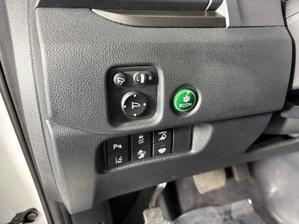 Used 2025 Honda Ridgeline TrailSport image 13