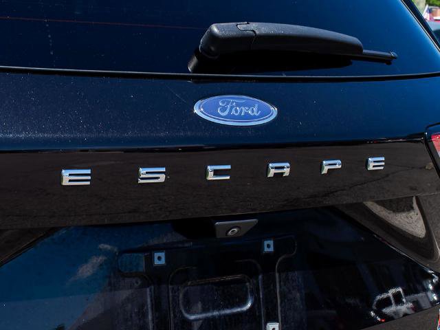 Certified 2021 Ford Escape SE w/ SE Sport Appearance Package FWD image 10