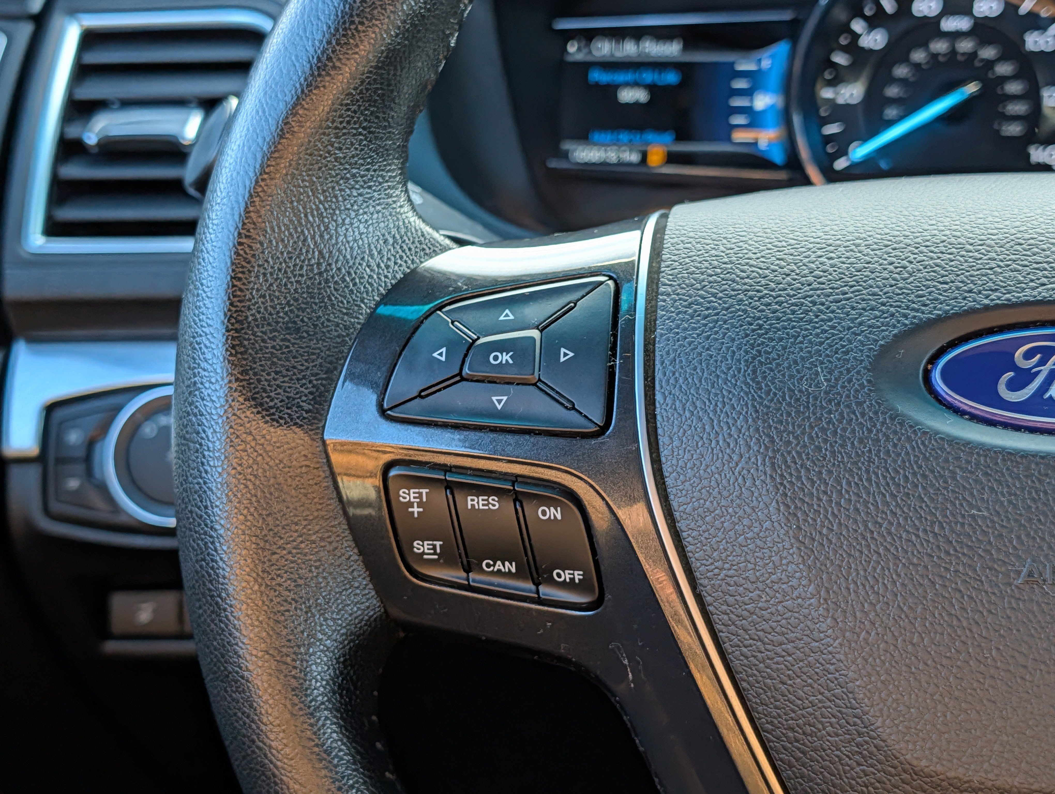 Certified 2017 Ford Explorer Limited w/ Equipment Group 303A image 29