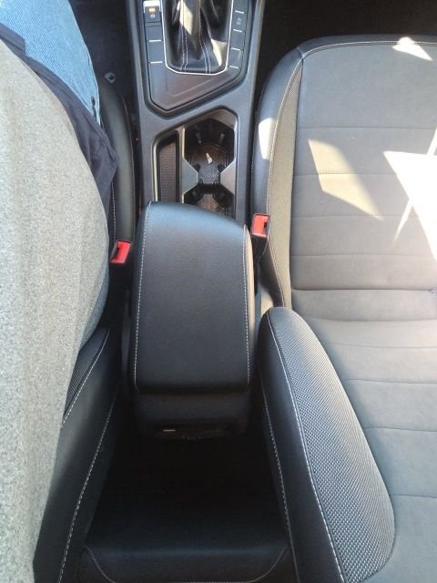 Used 2022 Volkswagen Taos SE image 29