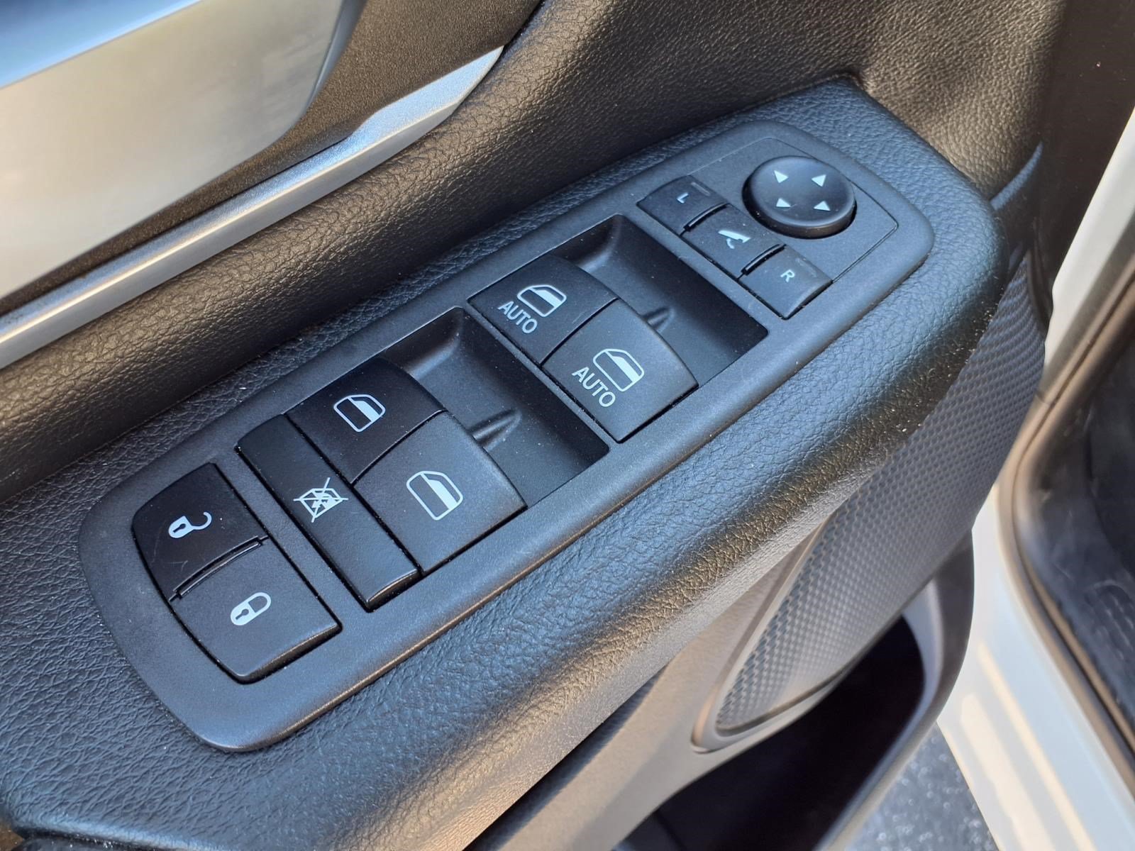 Used 2022 RAM 1500 Big Horn AWD/4WD image 14