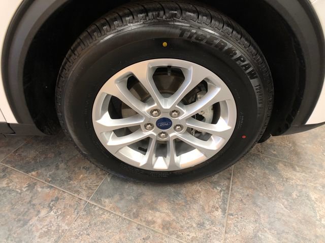 Certified 2022 Ford Escape SE w/ Convenience Package FWD image 9