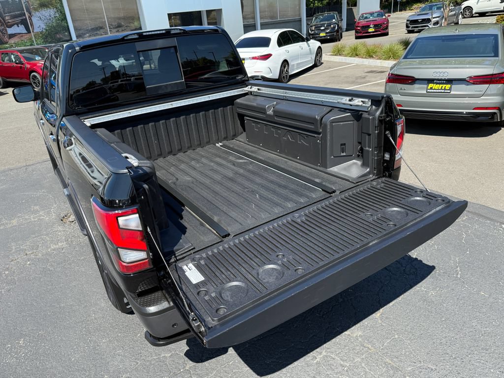Used 2021 Nissan Titan Platinum Reserve w/ Moonroof Package RWD image 34