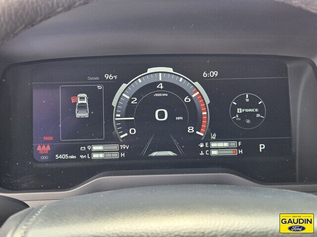 Used 2026 Toyota Tundra Limited AWD/4WD image 20