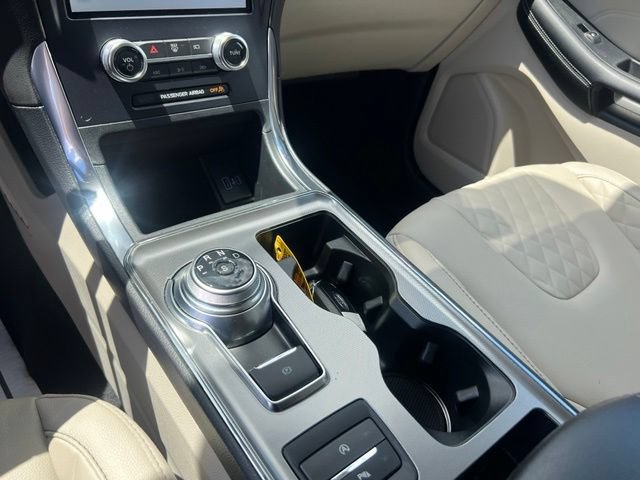 Certified 2023 Ford Edge Titanium AWD/4WD image 16