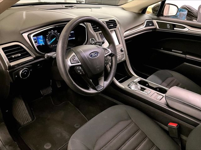 Certified 2019 Ford Fusion SE FWD image 12
