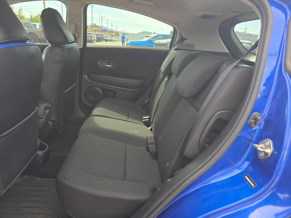 Used 2018 Honda HR-V LX image 16