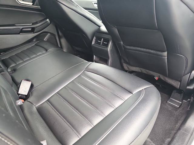 Certified 2024 Ford Edge SEL AWD/4WD image 11