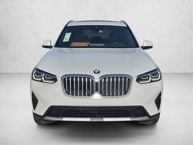 Used 2024 BMW X3 sDrive30i w/ Premium Package RWD image 2